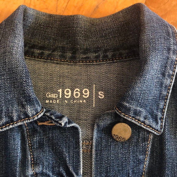 Gap denim jean jacket size small - Picture 2 of 4